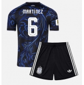 Argentinië Lisandro Martinez #6 Uit tenue Kids WK 2026 Korte Mouwen (+ broek)
