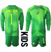 Brazilië Alisson Becker #1 Keeper Uit tenue Kids WK 2022 Lange Mouwen (+ broek)