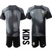 Brazilië Keeper Thuis tenue Kids WK 2022 Korte Mouwen (+ broek)