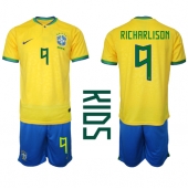 Brazilië Richarlison #9 Thuis tenue Kids WK 2022 Korte Mouwen (+ broek)