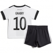 Duitsland Serge Gnabry #10 Thuis tenue Kids WK 2022 Korte Mouwen (+ broek)