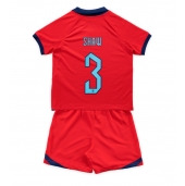 Engeland Luke Shaw #3 Uit tenue Kids WK 2022 Korte Mouwen (+ broek)