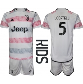 Juventus Manuel Locatelli #5 Uit tenue Kids 2023-24 Korte Mouwen (+ broek)