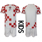 Kroatië Thuis tenue Kids WK 2022 Korte Mouwen (+ broek)