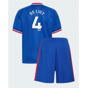 Manchester United Matthijs de Ligt #4 Uit tenue Kids 2026-27 Korte Mouwen (+ broek)